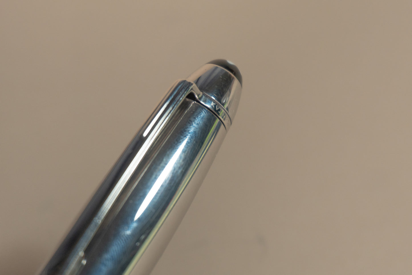 Pre-Owned Montblanc Meisterstuck Solitaire Stainless Steel Le Grand 146 Fountain Pen