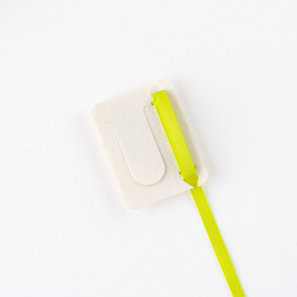 Hobonichi Embroidered Bookmark - Yumi Kitagishi: White Cat