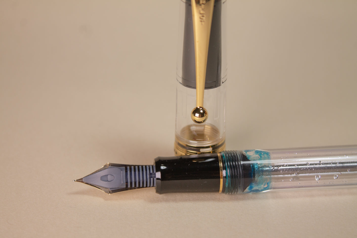 Pre Owned Pilot Custom 823 Clear - Fine
