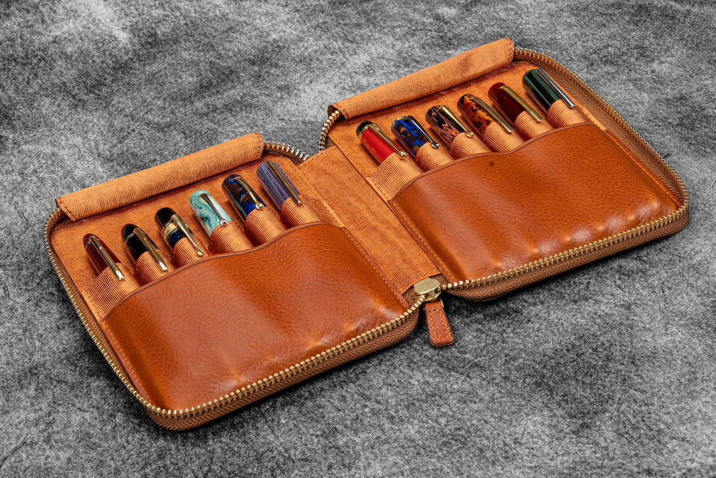 Galen Leather Legacy Collection Zippered 12 Slot Pen Case - Deep Cognac