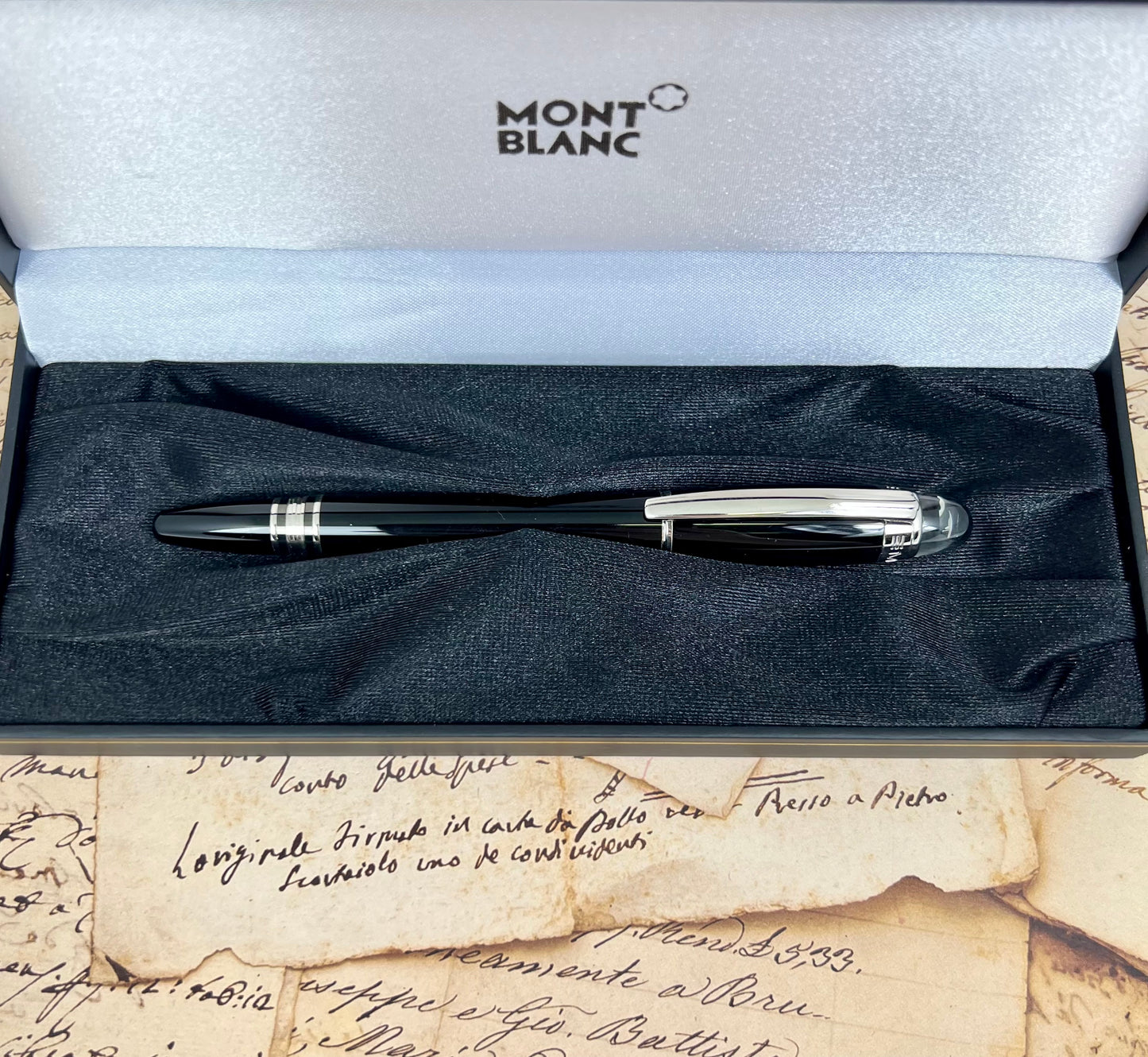 Pre-Owned Montblanc Starwalker Fountain Pen 14K M