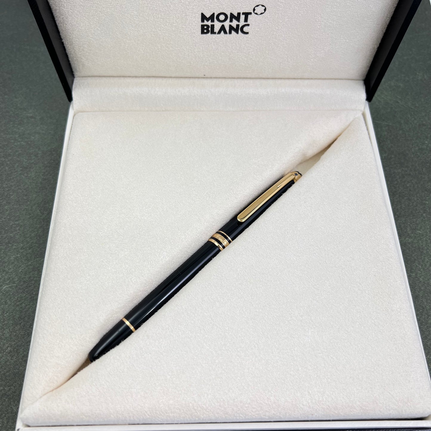 Pre-Owned Montblanc Classique Signature for Good 2009 Rollerball