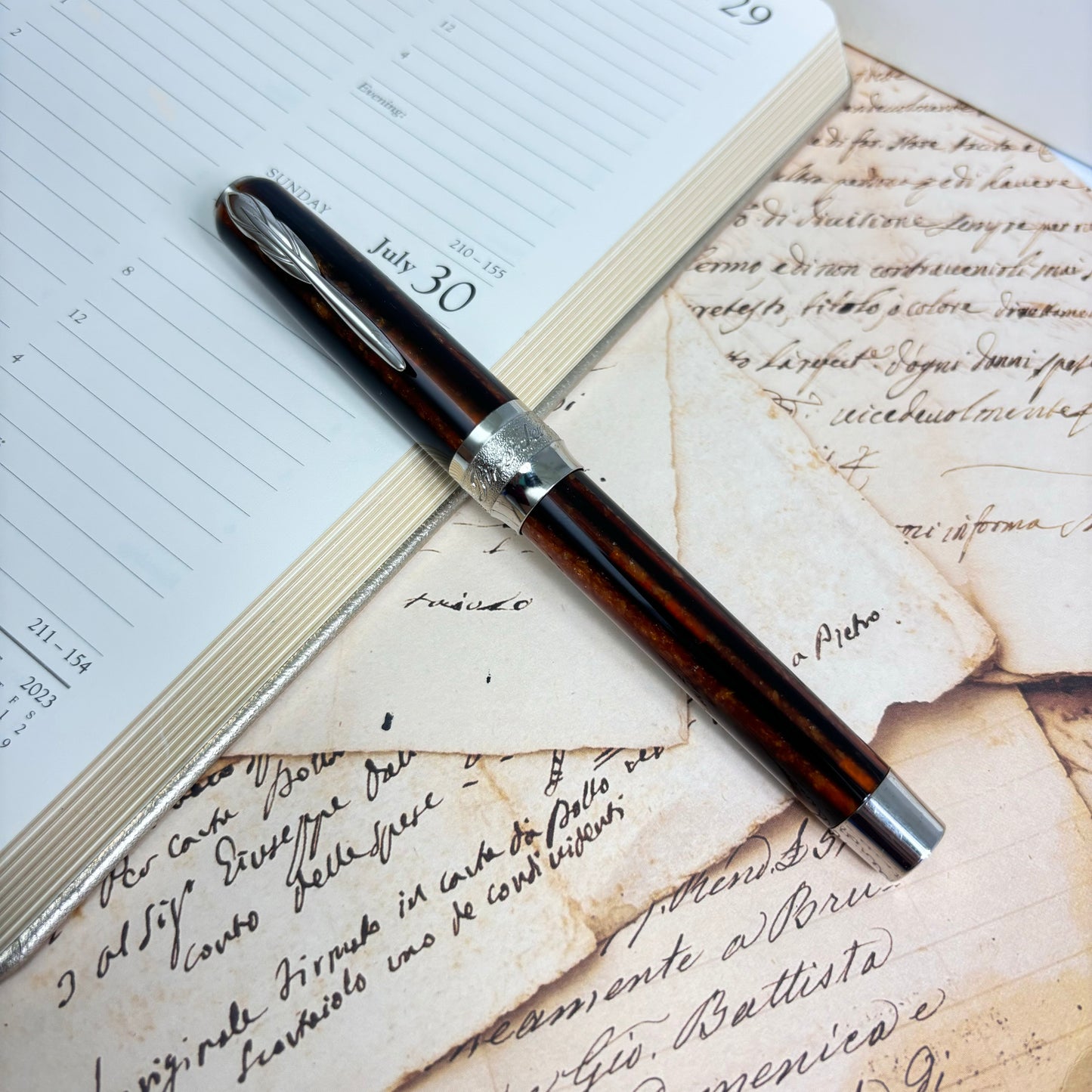 Pre-Owned Pineider Arco Fountain Pen 14K M