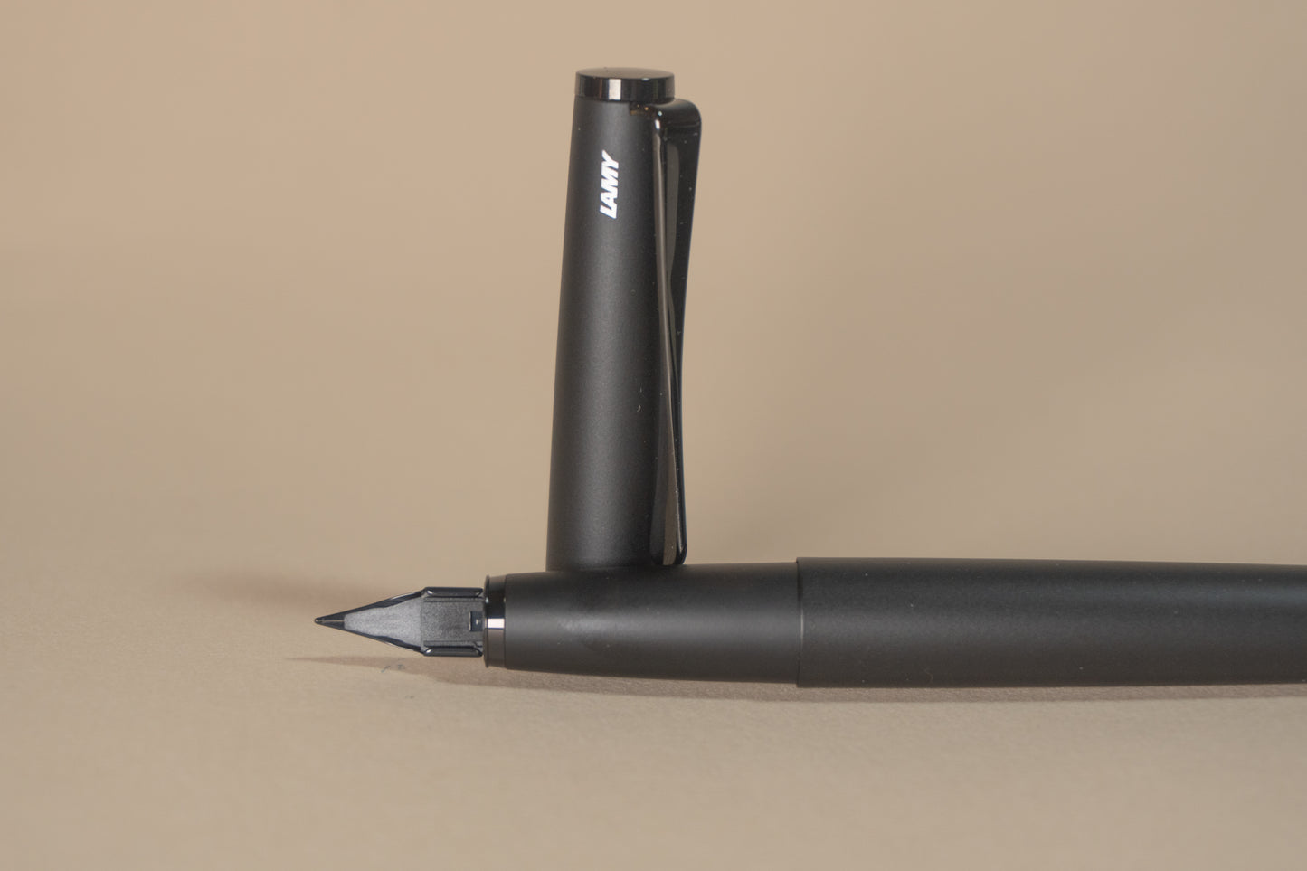 Pre-Owned LAMY Studio LX All Black - Fine