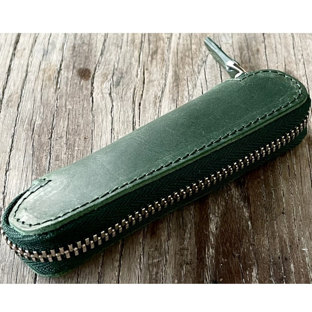 Single shop pen case