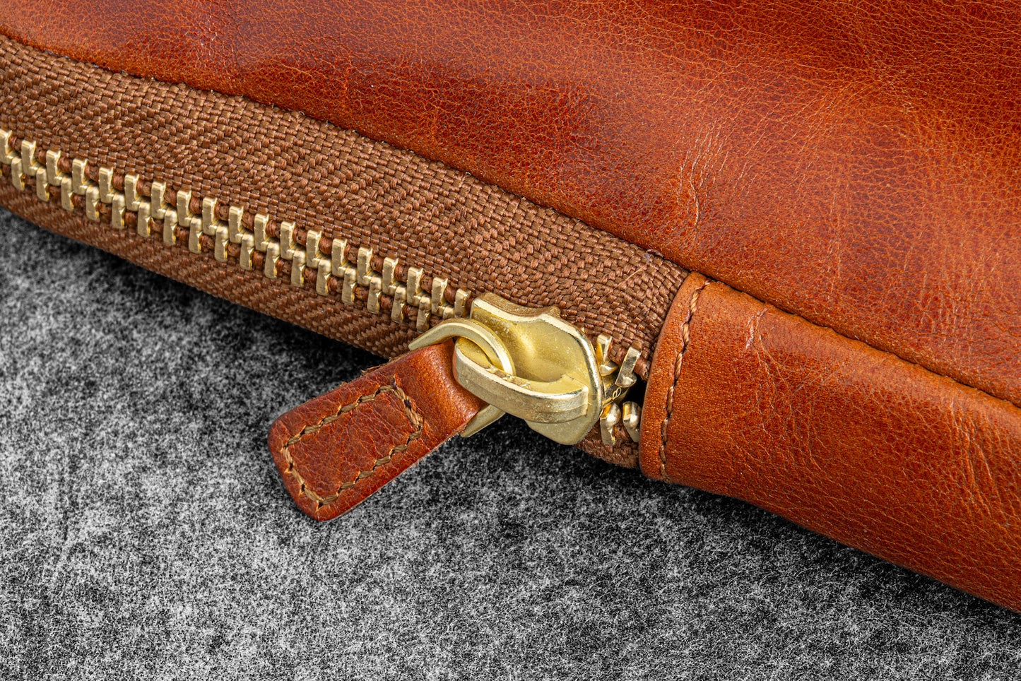 Galen Leather x Nock Co Legacy Collection 3 Slot Sinclair Pen Case - Deep Cognac