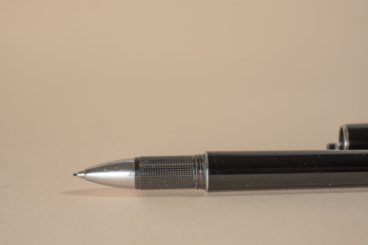 Pre-Owned Montblanc Starwalker Rollerball/Fineliner - Resin