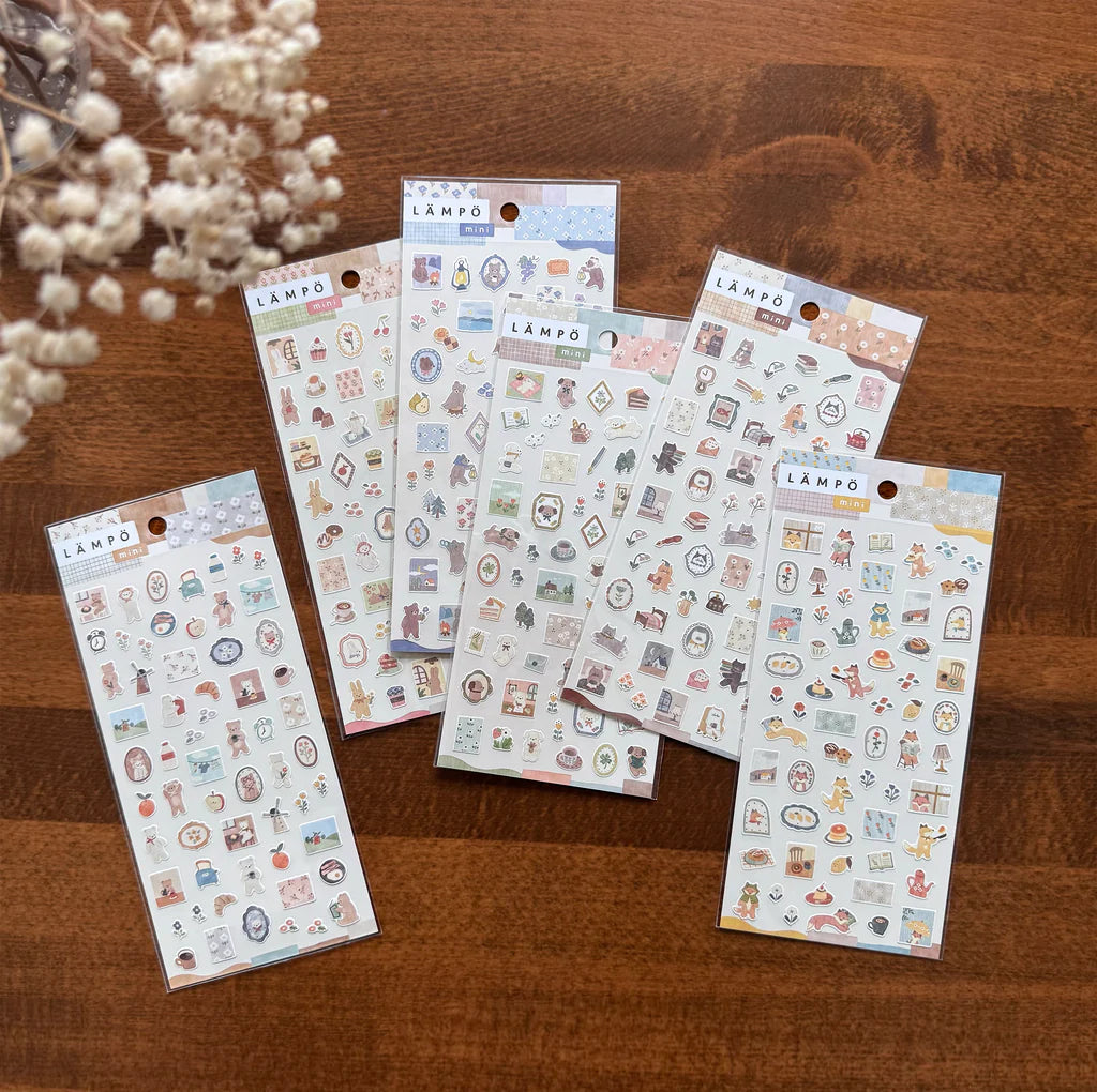 Mind Wave LAMPO Mini Sticker - The Fox in The Rain