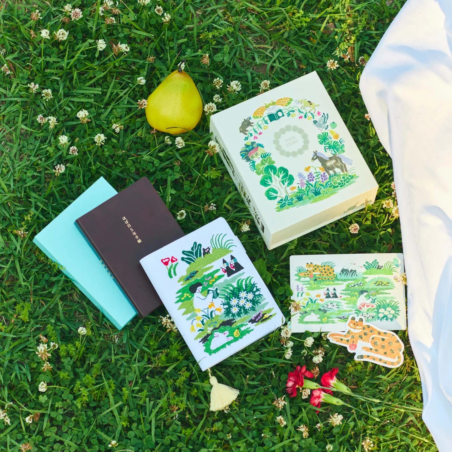 Hobonichi A6 5-Year Techo Gift Edition - iyo okumi: haconiwa (2026-2030) (Japanese)