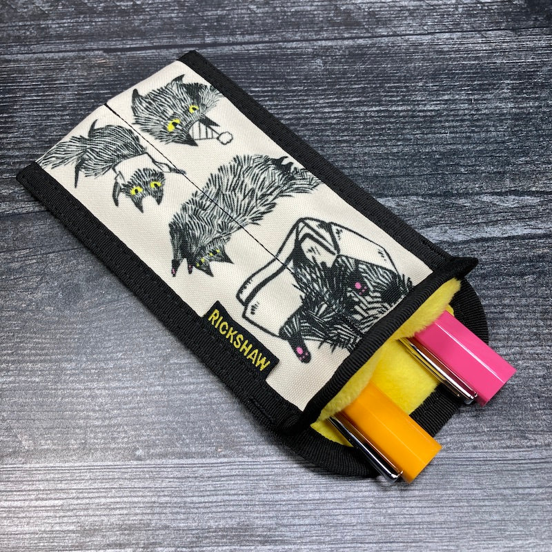 Rickshaw Bagworks 2-Pen Coozy Sleeve - Yuki Cat (L)