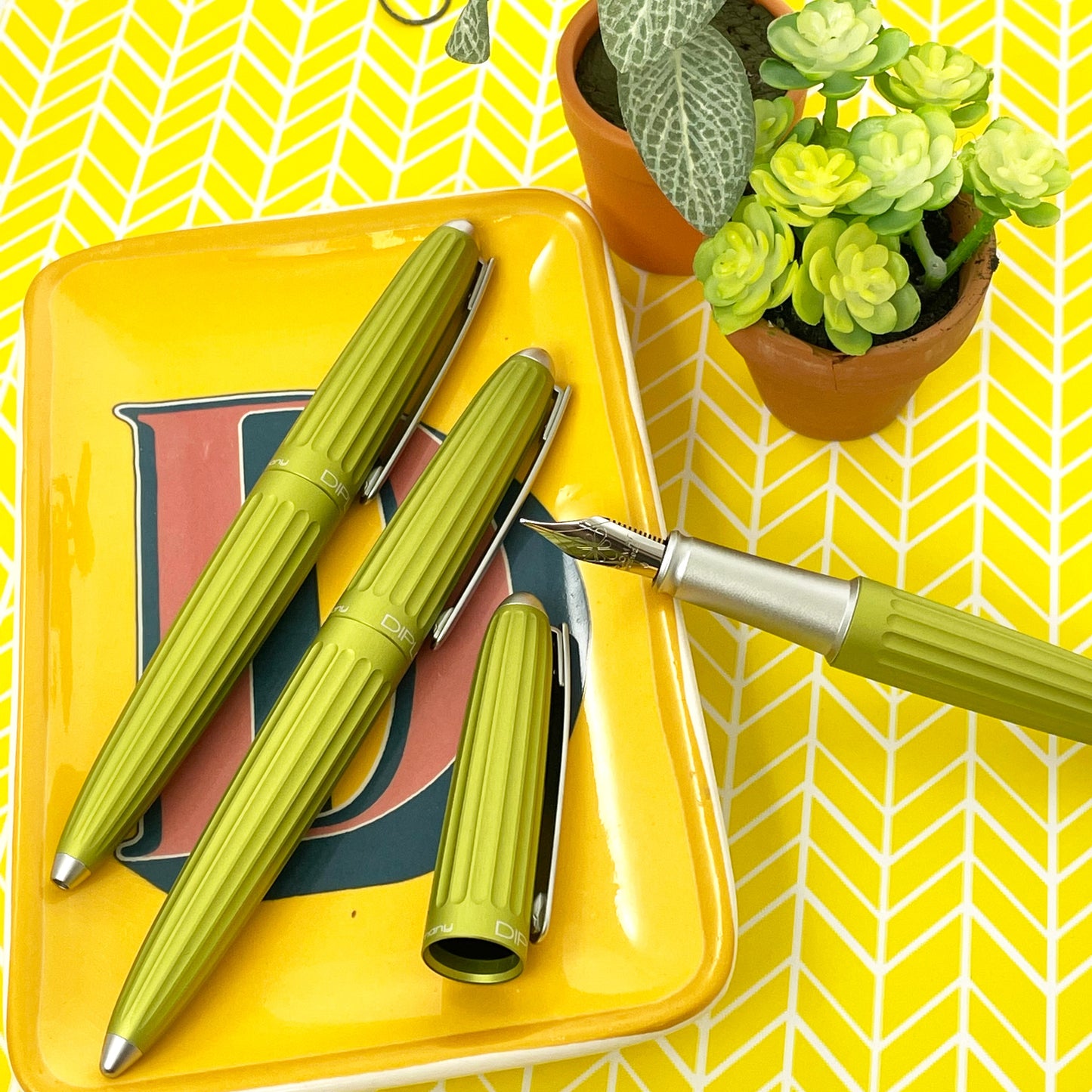 Diplomat Aero Fountain Pen - Citrus