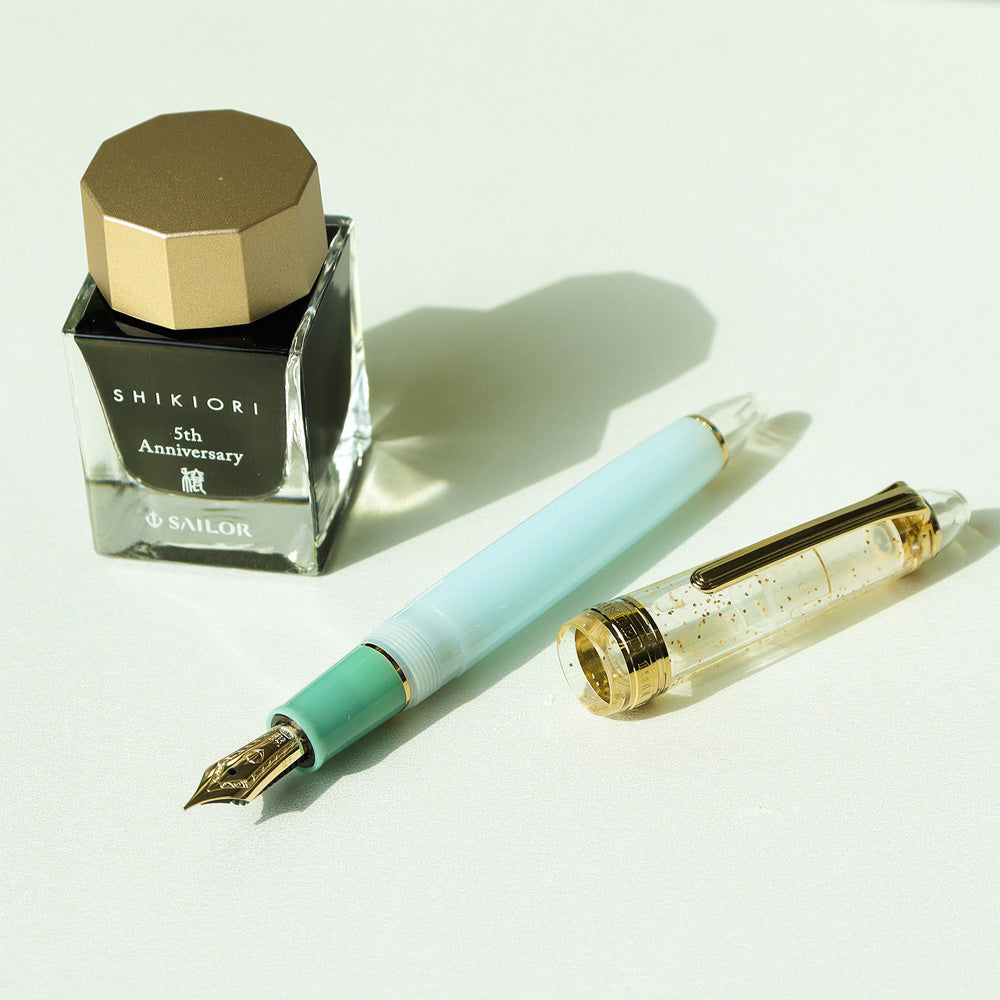 Sailor Shikiori 5th Anniversary Minori Fountain Pen Set (Medium Fine