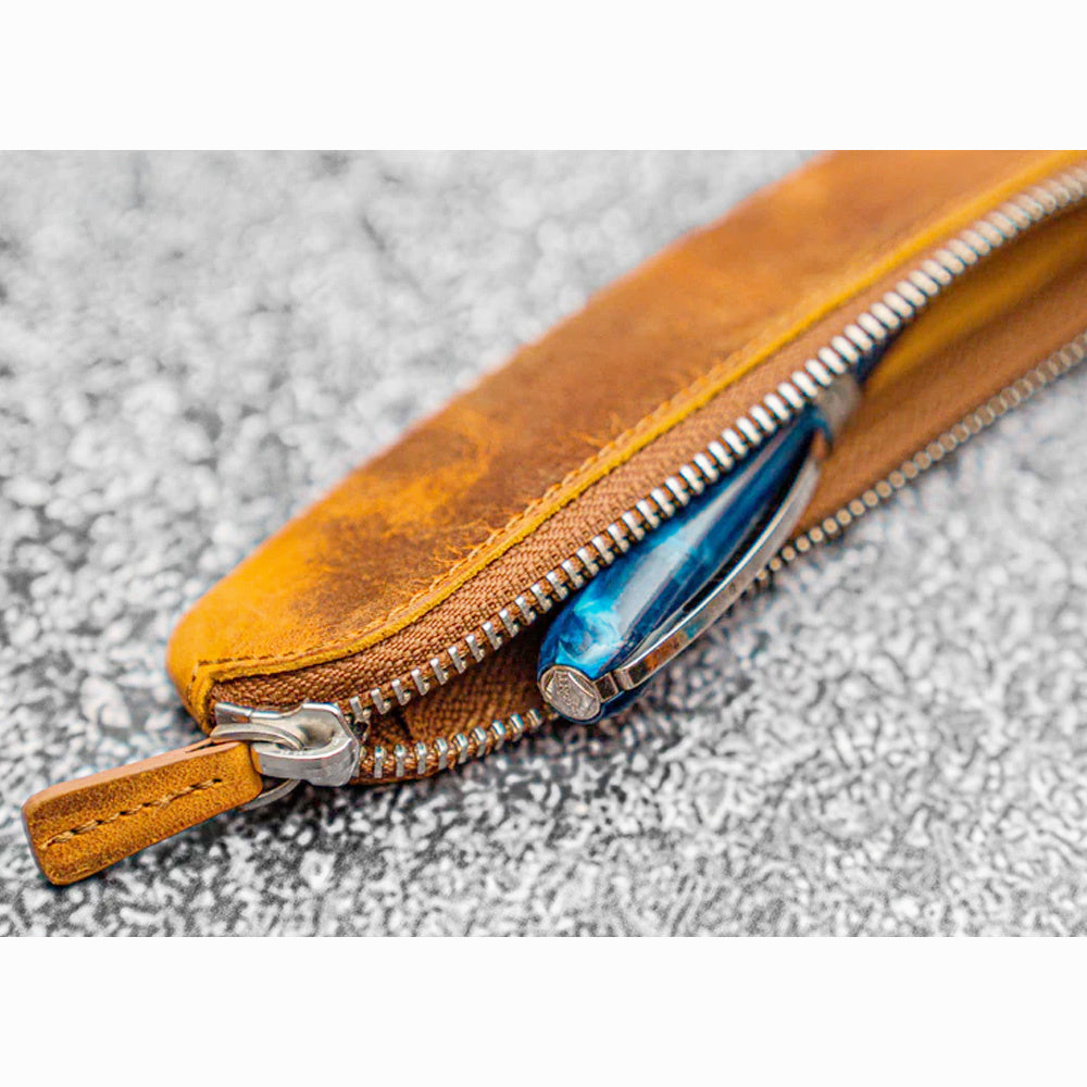 Galen Leather Single Zippered Fountain Pen Pouch - Crazy Horse Brown