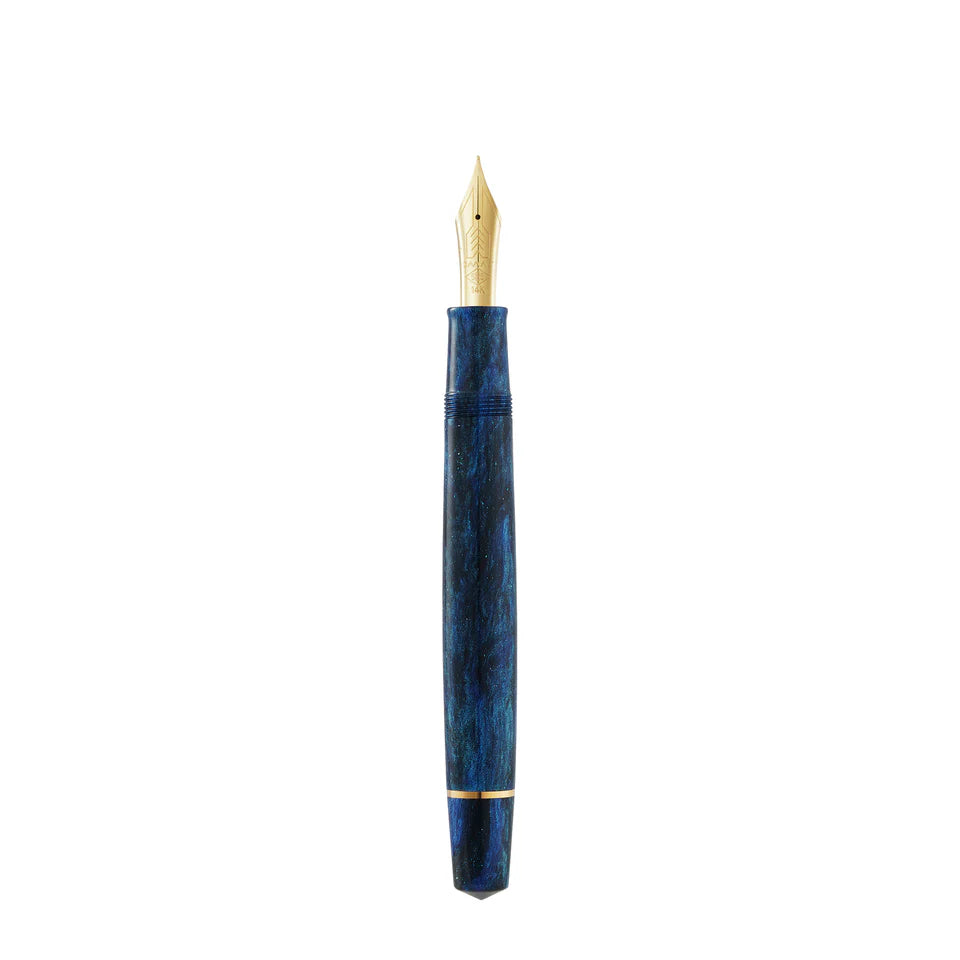 Omas Bologna Fountain Pen - Azzurro Diamante with Gold Trim (Diamond Blue)