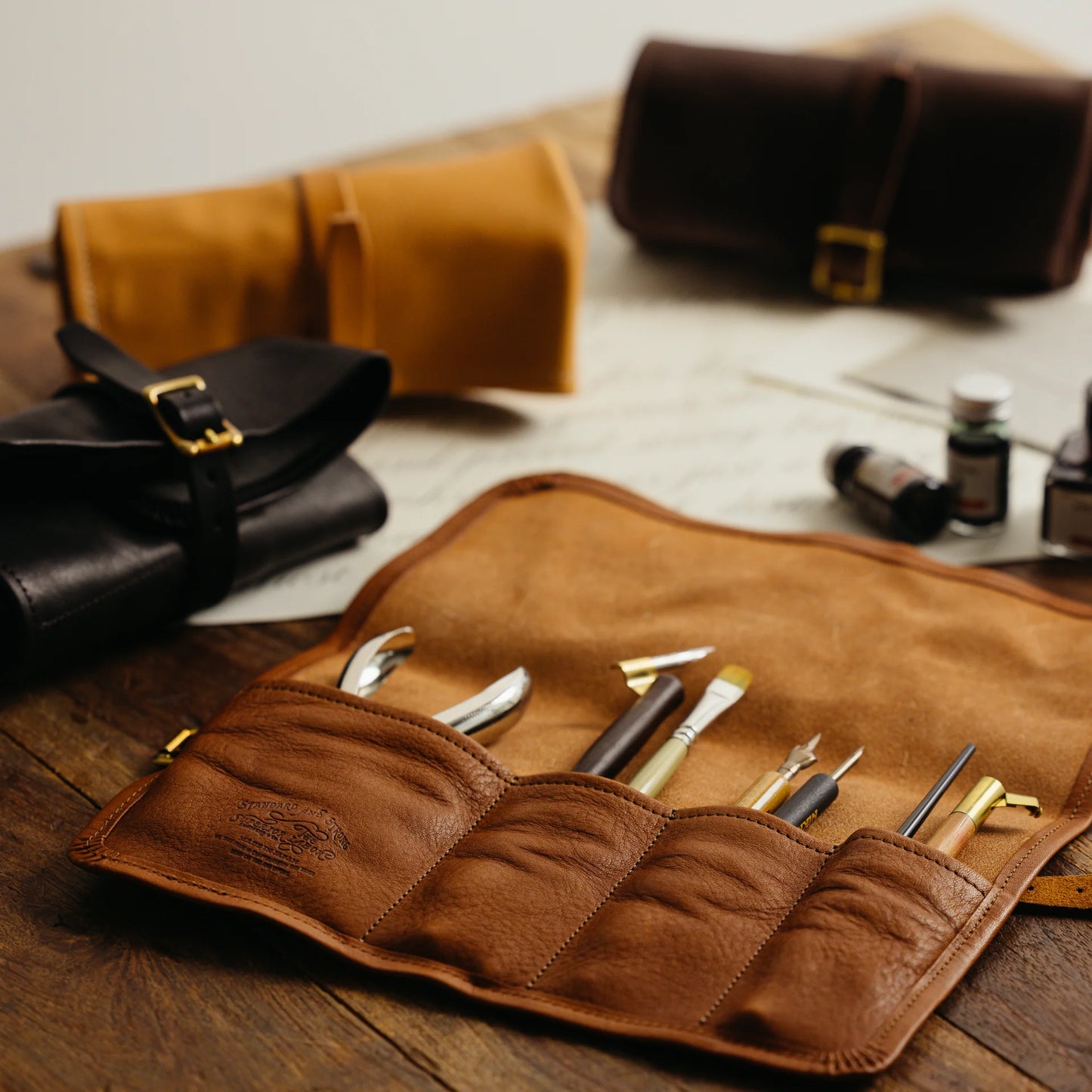 The Superior Labor Leather Roll Pen Case - Natural