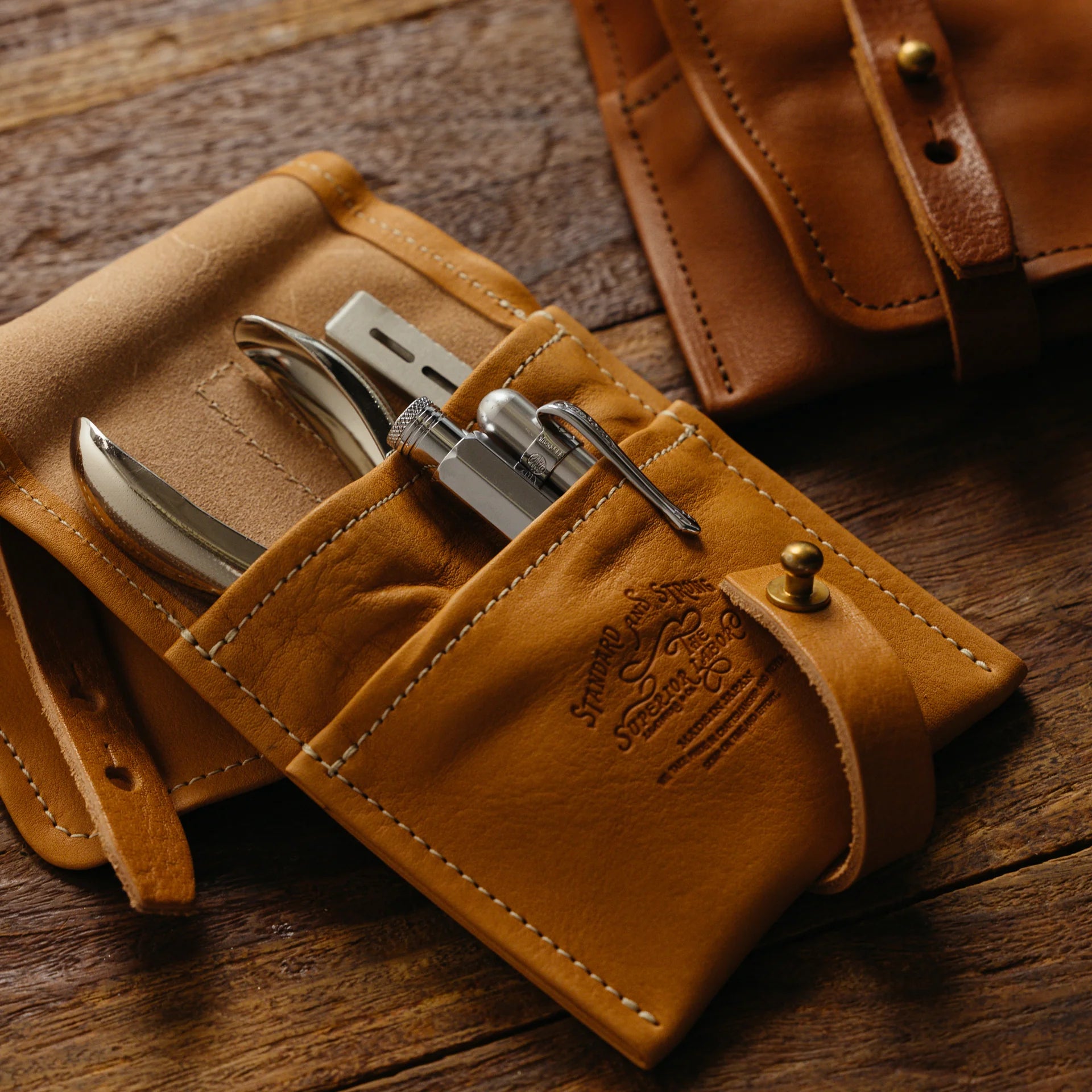 The Superior Labor Leather Tool Holder - Dark Brown – Dromgoole's The Superior Labor Leather Tool Holder - Dark Brown – Dromgoole's