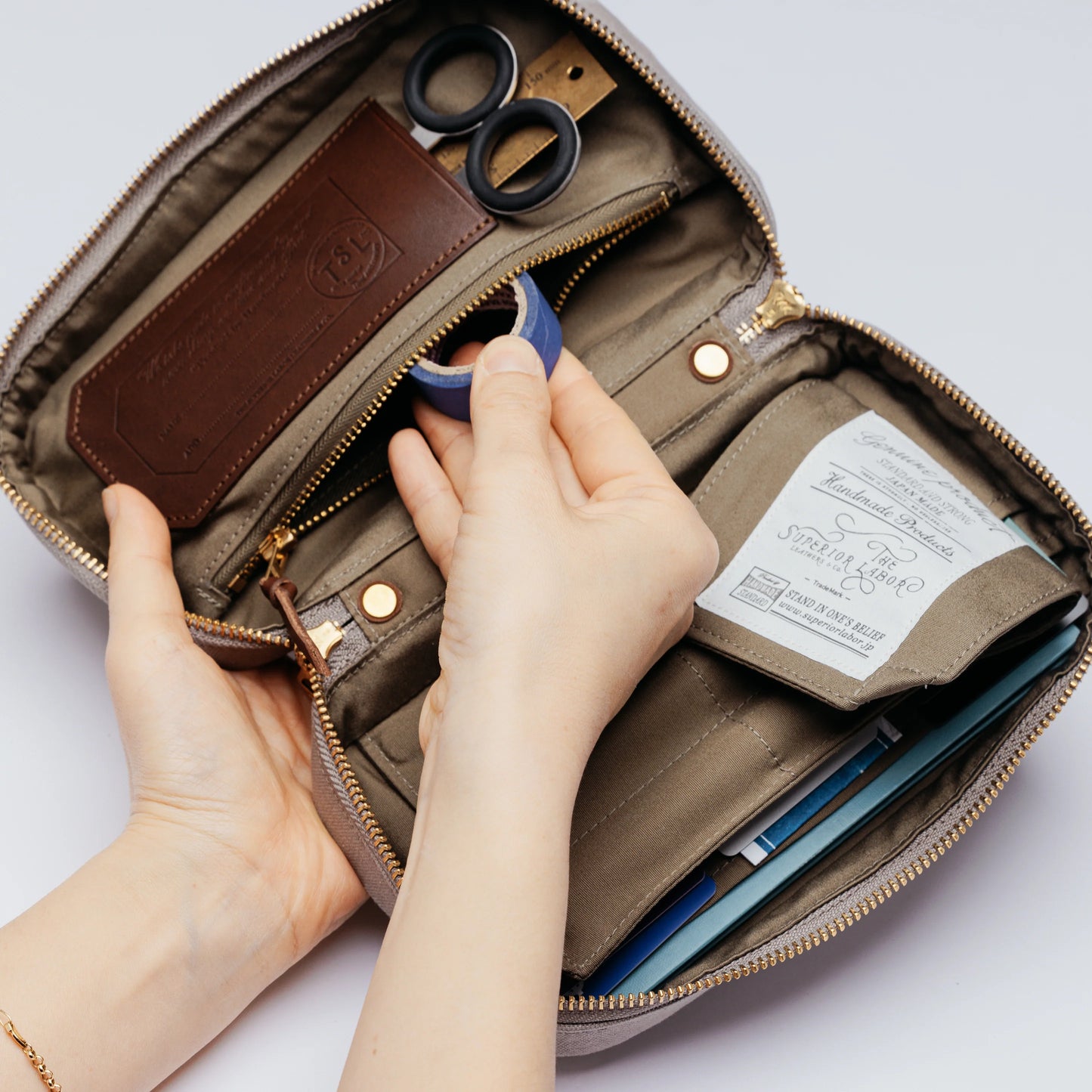The Superior Labor M Canvas Mission Case - Grey