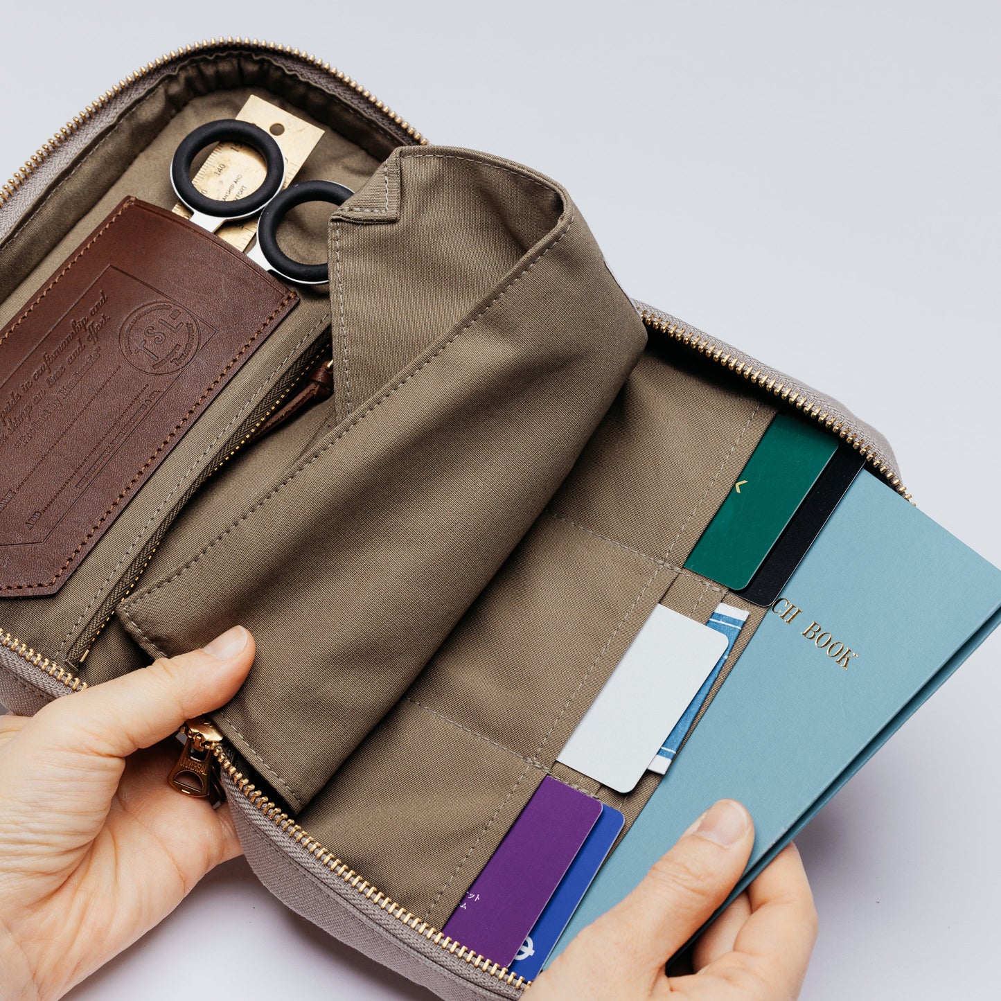 The Superior Labor M Canvas Mission Case - Grey