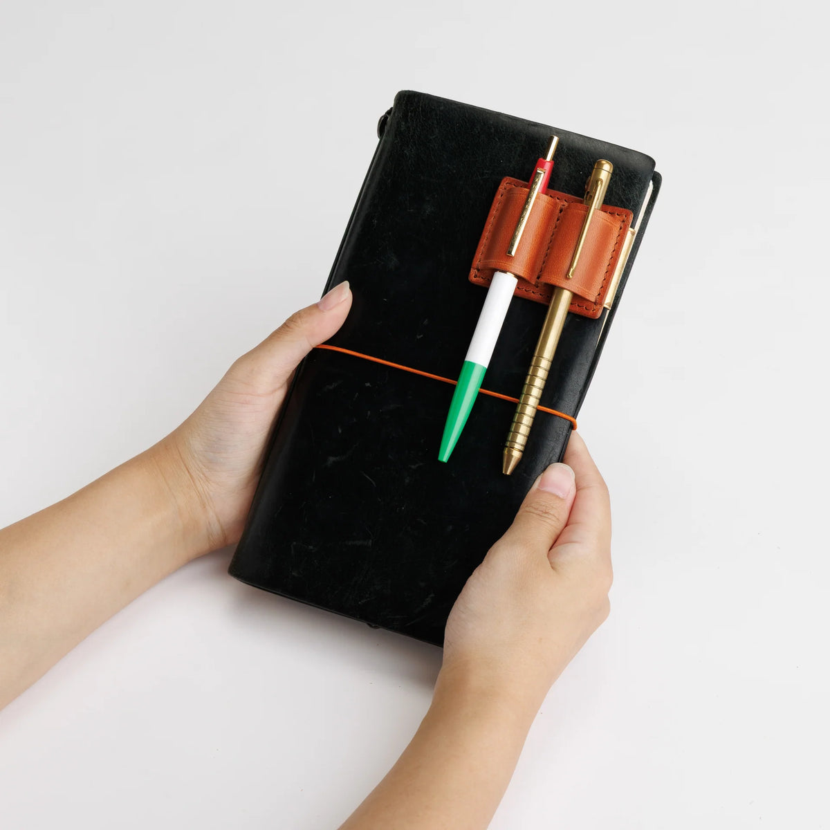 The Superior Labor Tochigi Pull-Up Leather Magnet Pen Clip - Olive