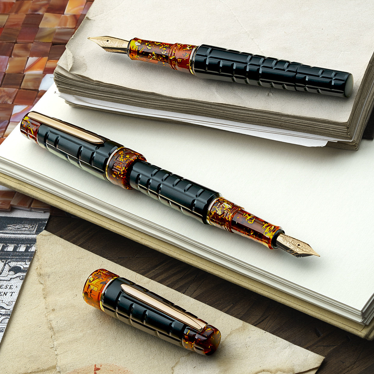 BENU Tessera Collection Fountain Pen - Black Amber