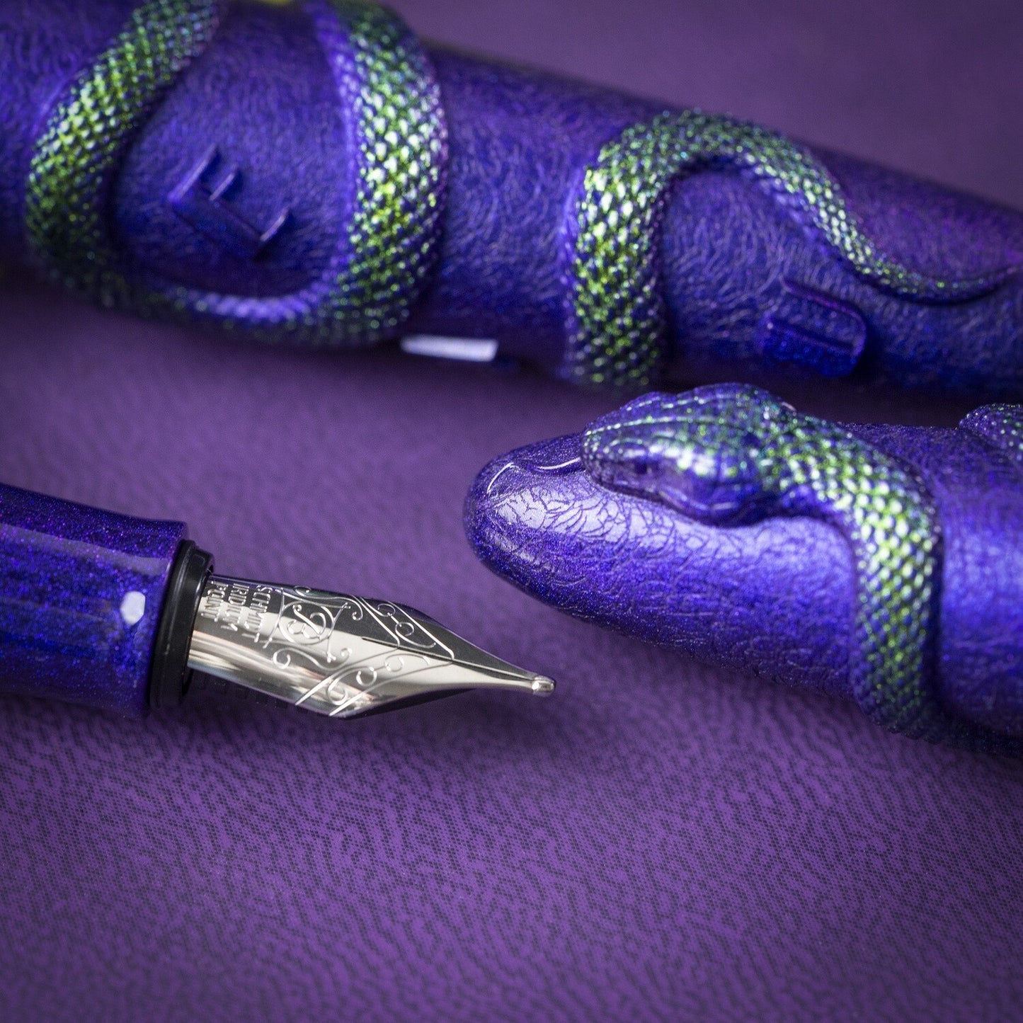 Benu Viper Fountain Pen - Bush
