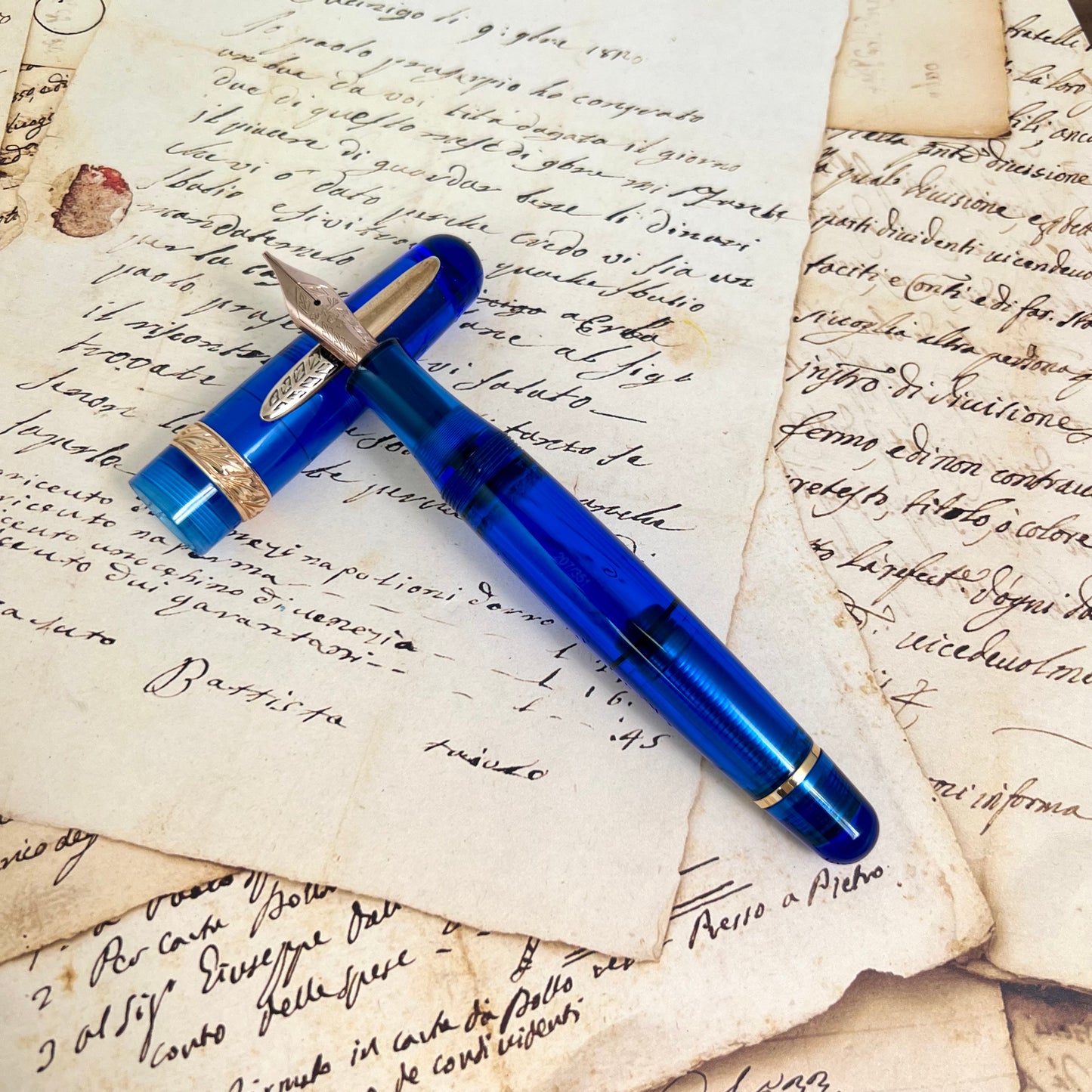 Pre-Owned Stipula Etruria Rainbow Clear Blue Resin Fountain Pen 14K 1.1 Stub