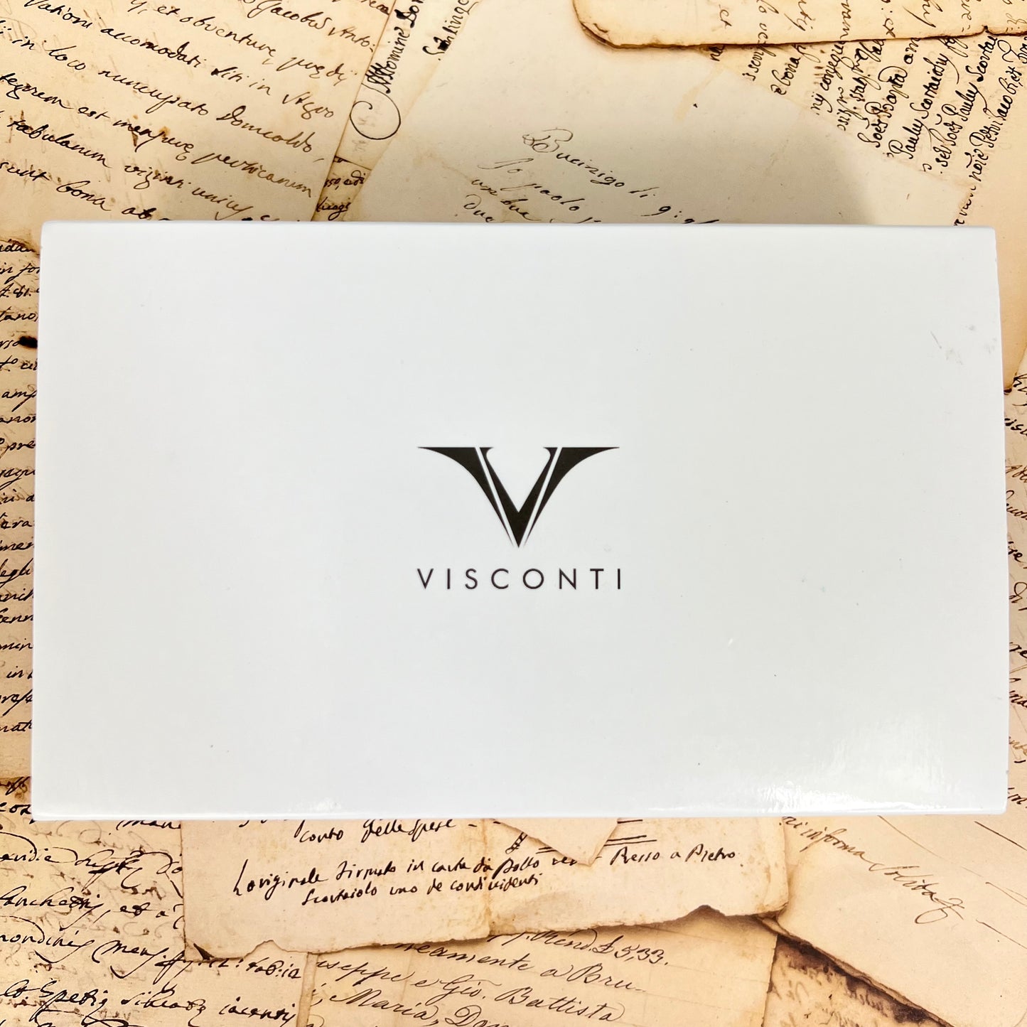 Pre-Owned Visconti Opera Master Firestorm Fountain Pen 18K F
