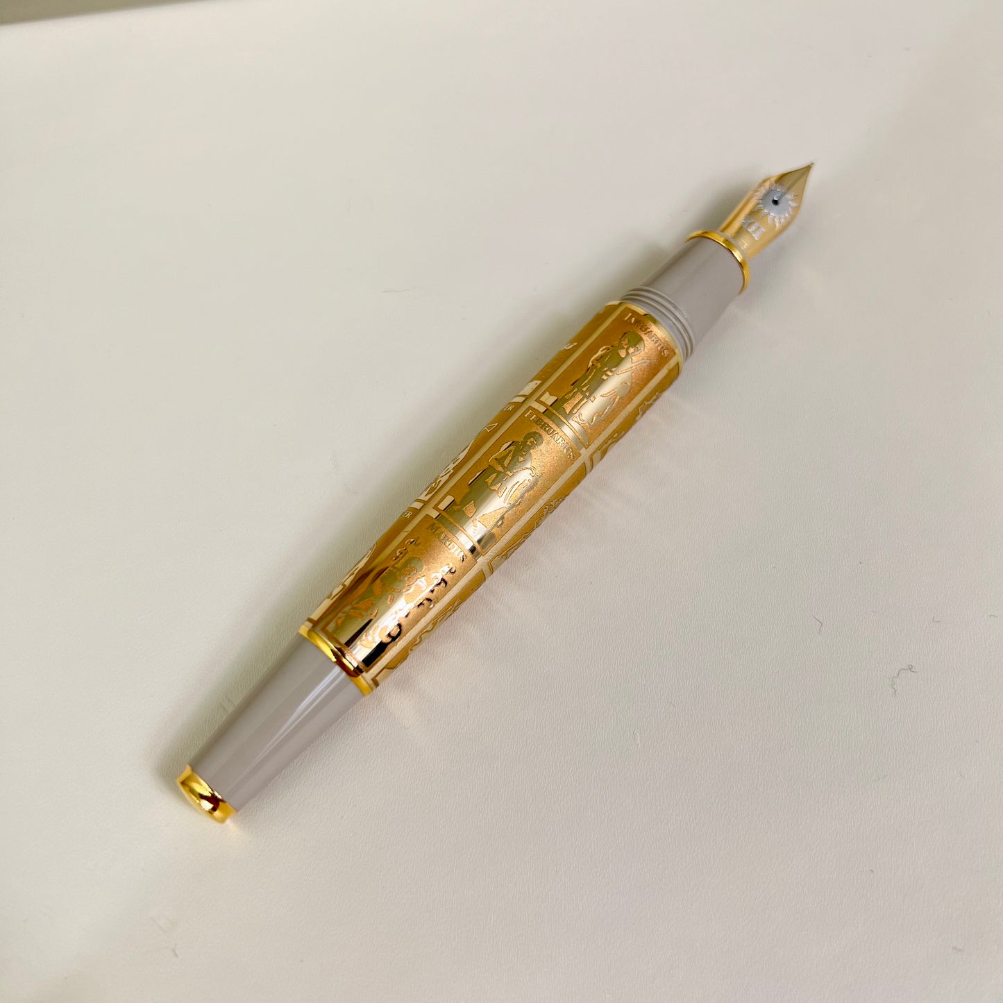 Pre-Owned Pelikan Calculation of Times Fountain Pen 18K F