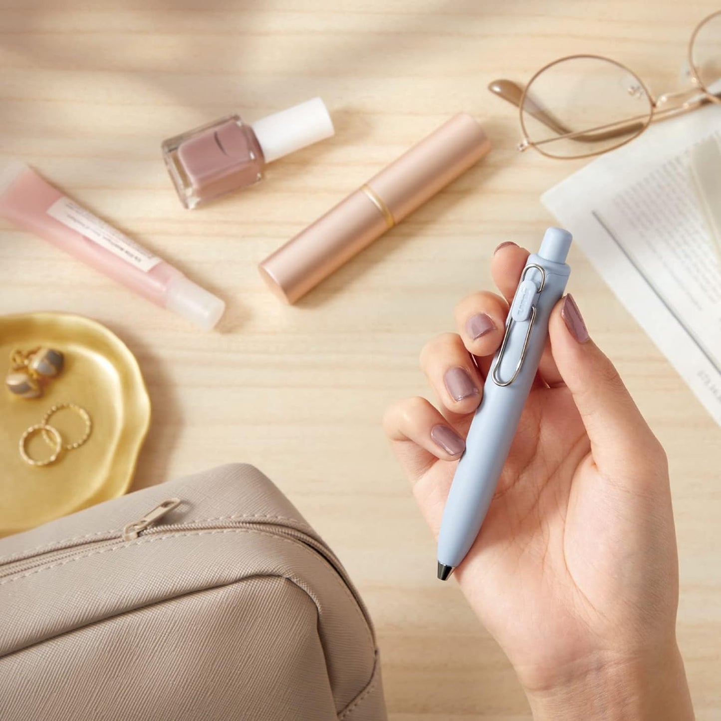 Uni-ball One P Gel Pen - Banana (0.5 mm)