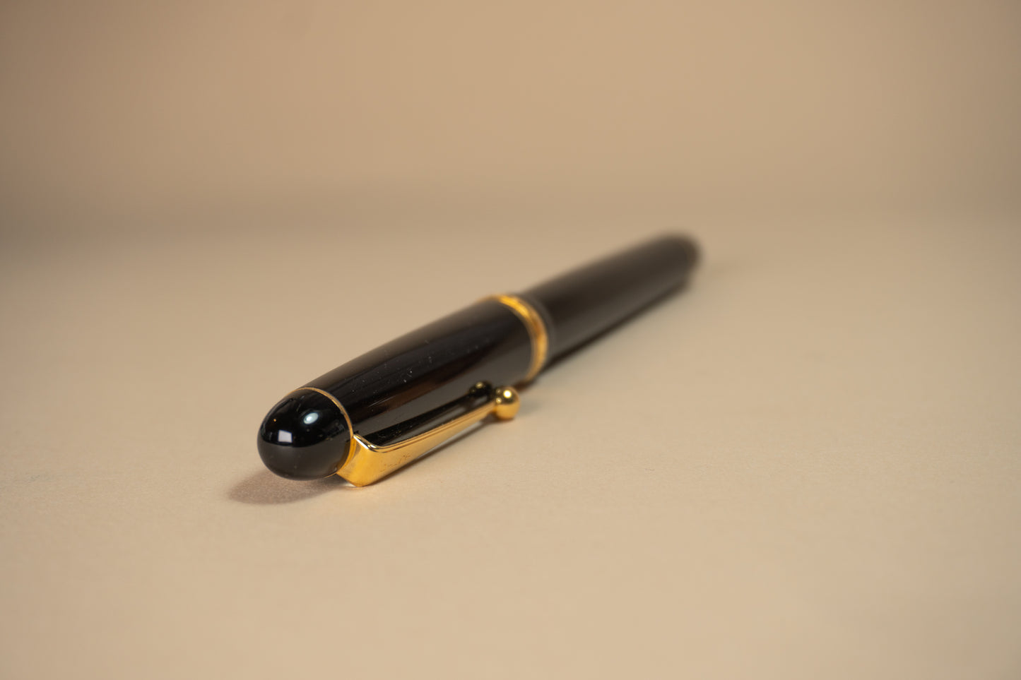 Pre-Owned Pilot Custom 74 Black - Coarse
