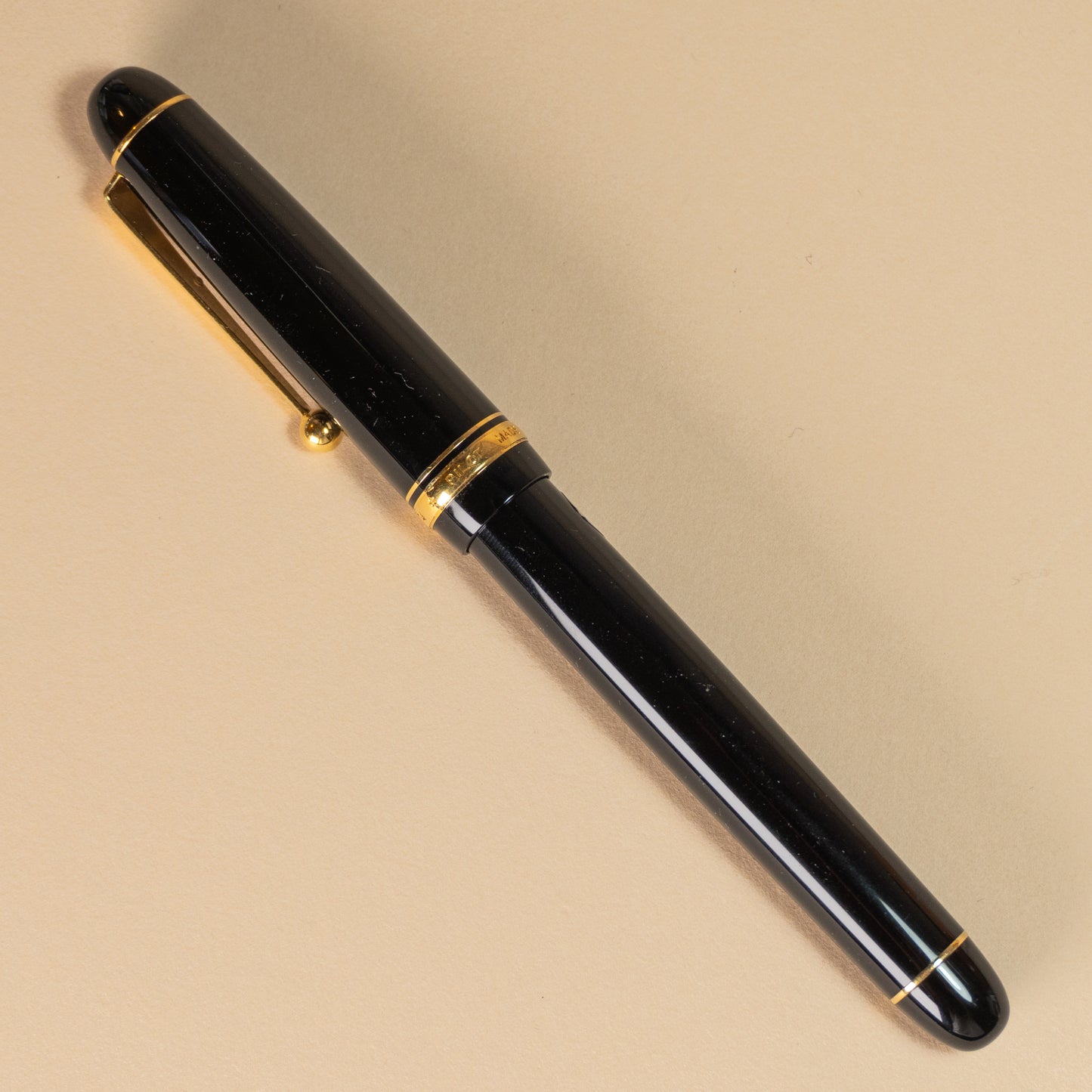 Pre-Owned Pilot Custom 74 Black - Coarse