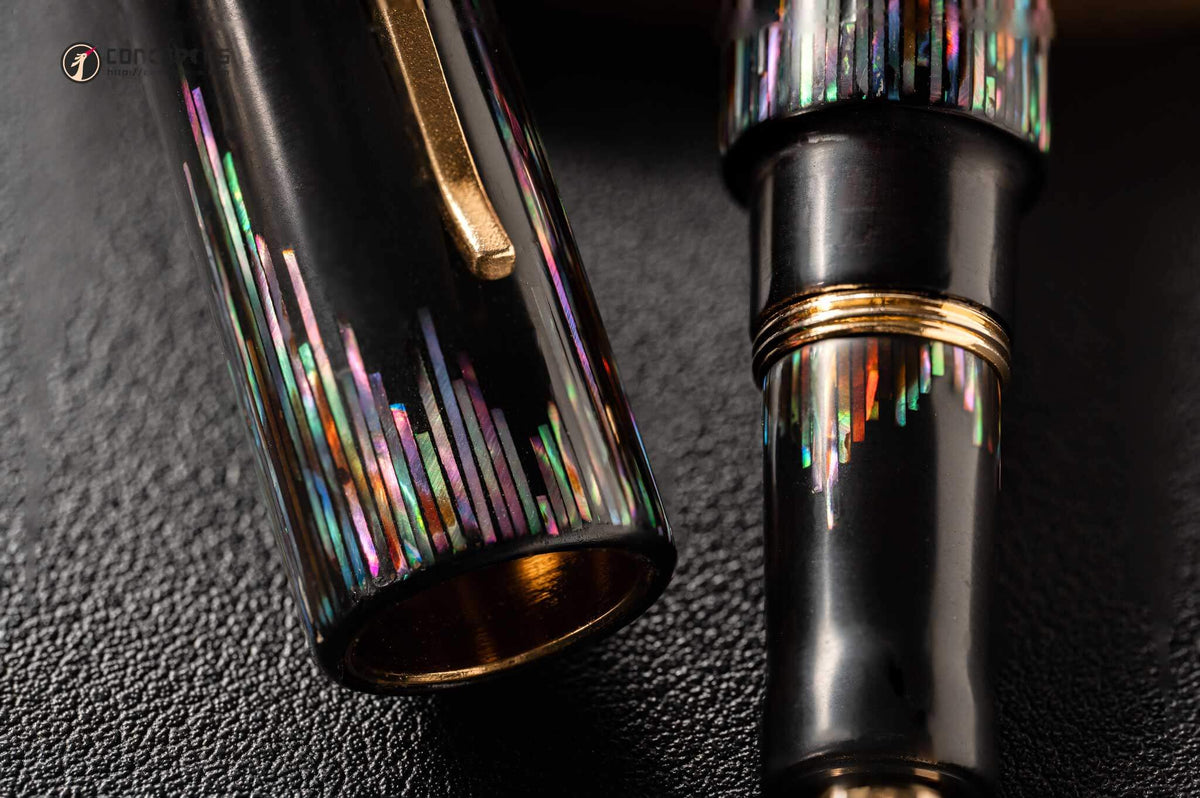 ConCoPens Traditional Vietnamese Lacquer Fountain Pen - Aurora