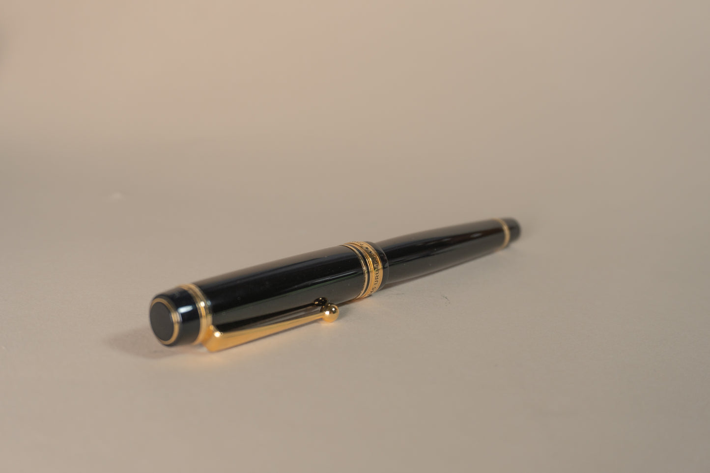 Pre-Owned Pilot Custom 845 Urushi Fountain Pen - Black - Medium