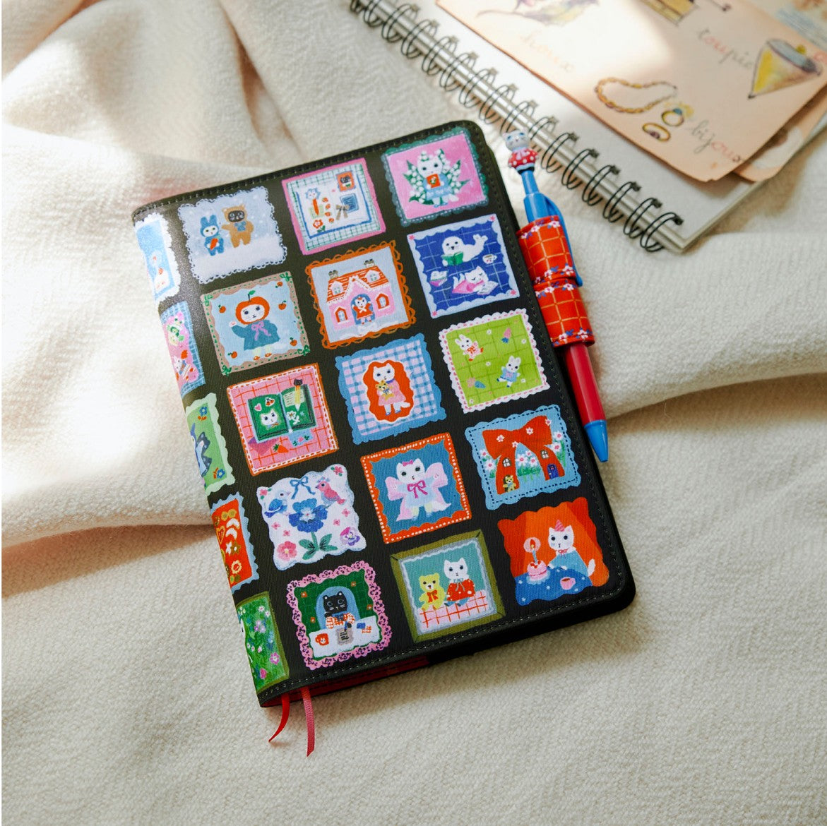 Hobonichi 2026 A5 Cousin Techo Book & Cover Set - Yumi Kitagishi: White Cat's Daily Life (English)