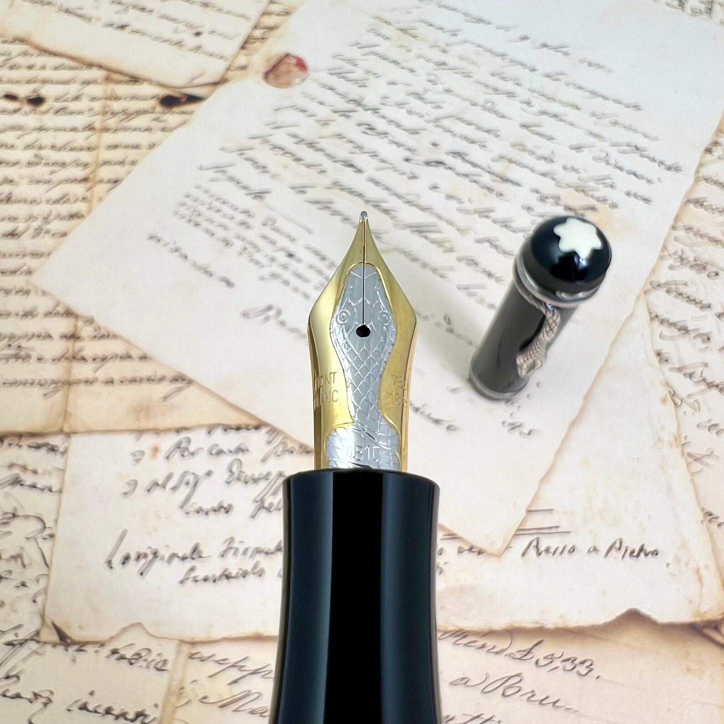 Pre-Owned Montblanc Writer's Edition Fountain Pen - 1993 Agatha Christie