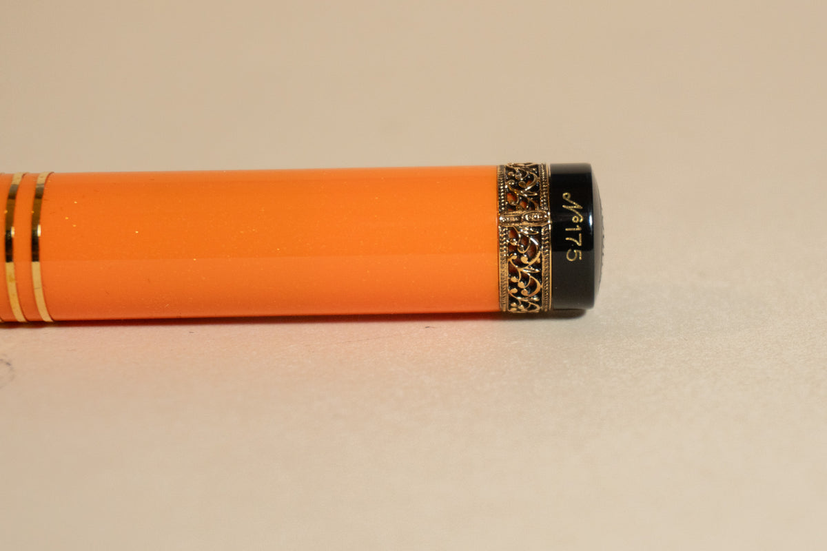 Pre-Owned Aurora Internazionale Fountain Pen - Orange - Fine