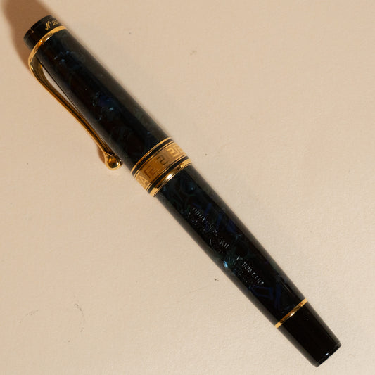 Pre-Owned Aurora Optima Blue Marble Auroloide Fountain Pen - Fine