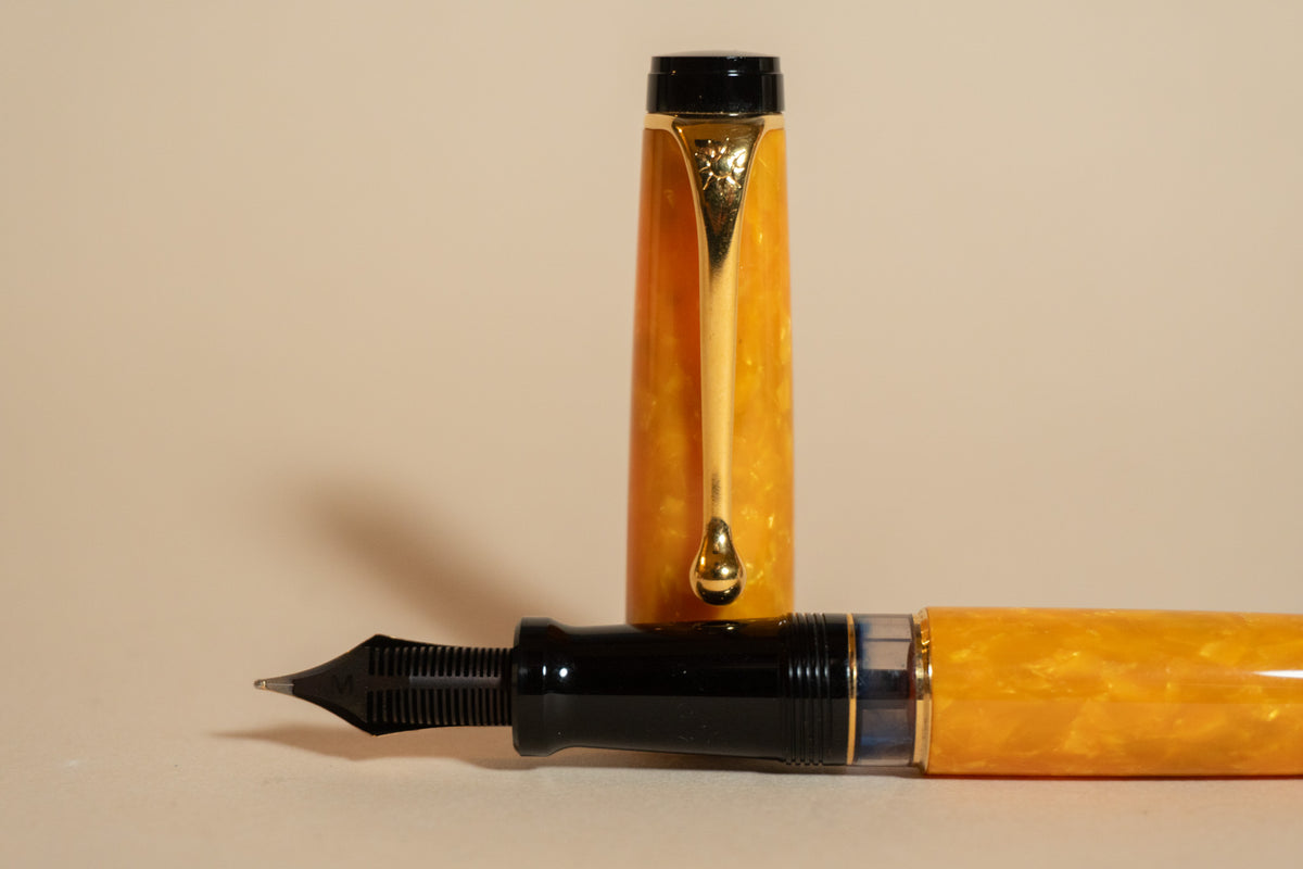 Pre-Owned Aurora Optima O’ Sole Mio Fountain Pen - Medium