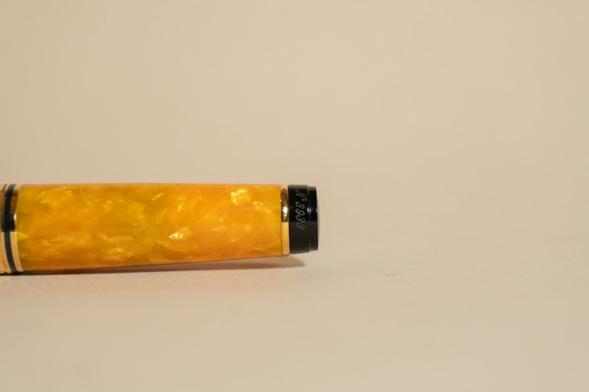 Pre-Owned Aurora Optima O’ Sole Mio Fountain Pen - Medium