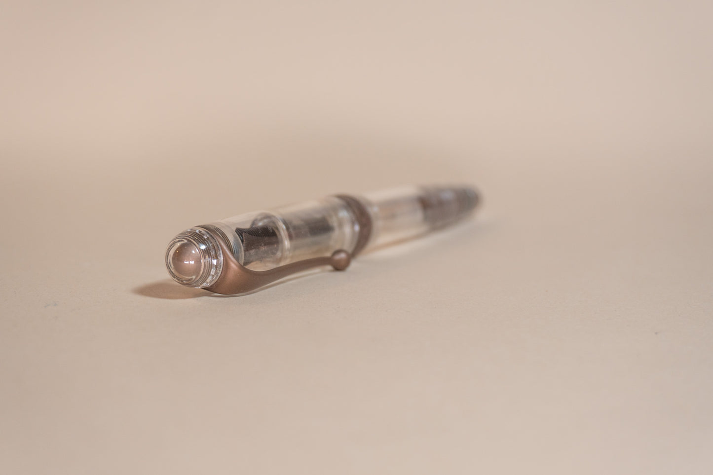 Pre-Owned Aurora Trilobiti Cioccolato Fountain Pen - Medium