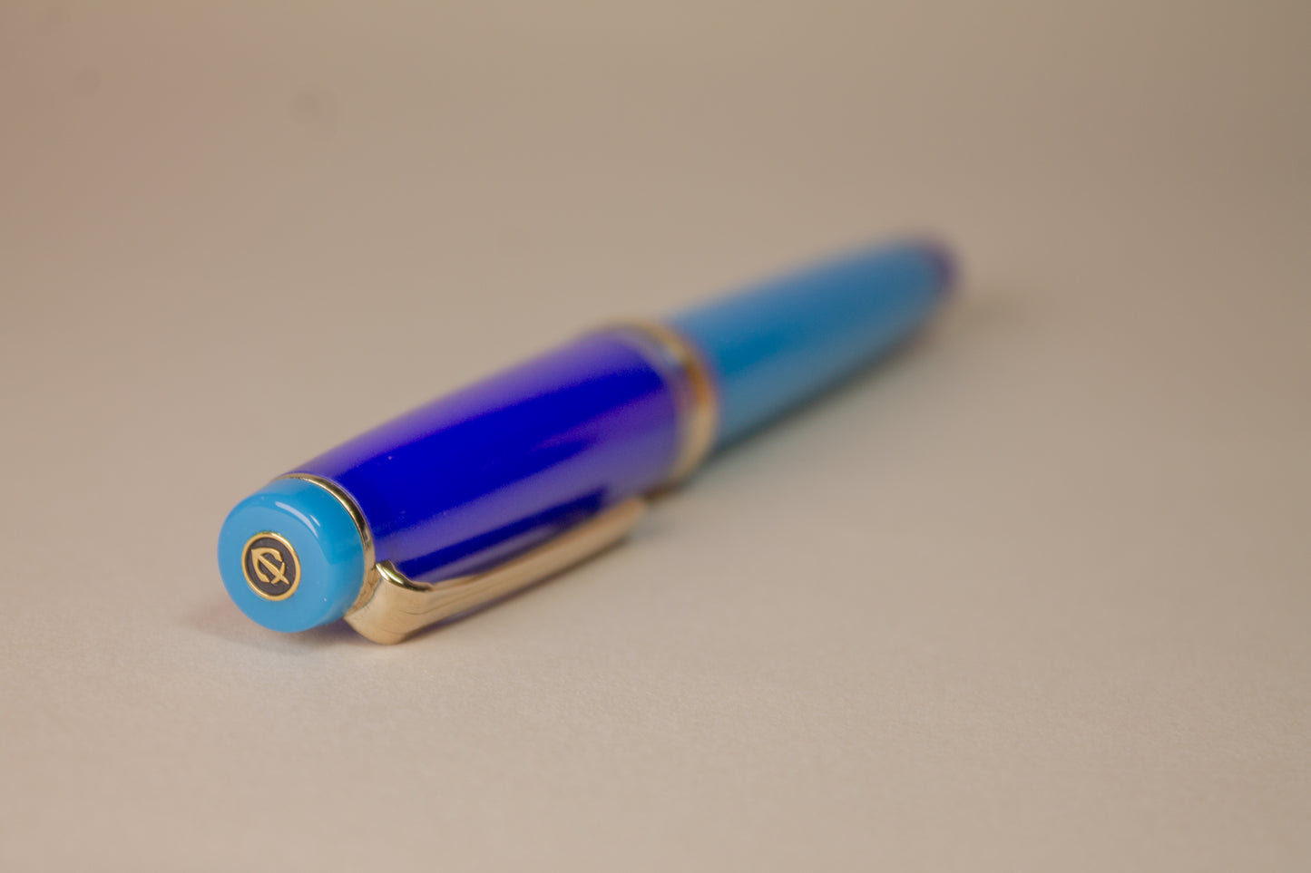 Pre-Owned Sailor Pro Gear Blue Quasar Fountain Pen - Zoom