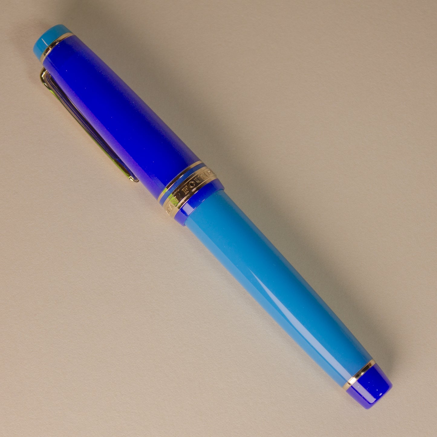 Pre-Owned Sailor Pro Gear Blue Quasar Fountain Pen - Zoom