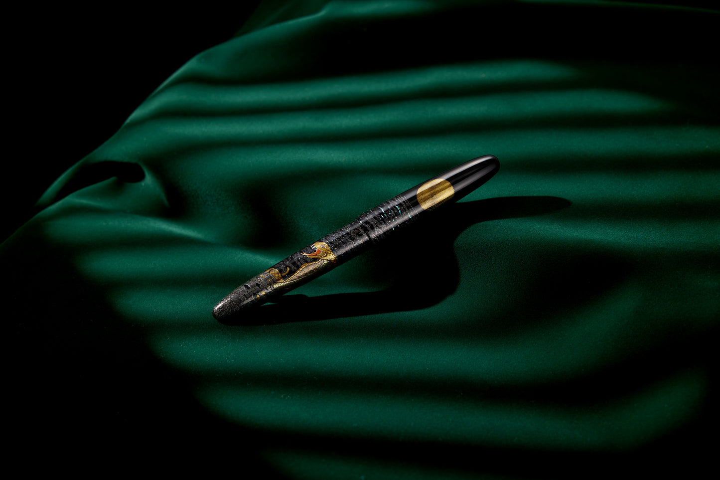 Sailor King of Pens Maki-e Fountain Pen - 'Cobra in the Moonlight' Cobra to Gekkou (Limited Edition)
