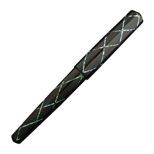 ConCoPens Traditional Vietnamese Lacquer Fountain Pen - Aurora X