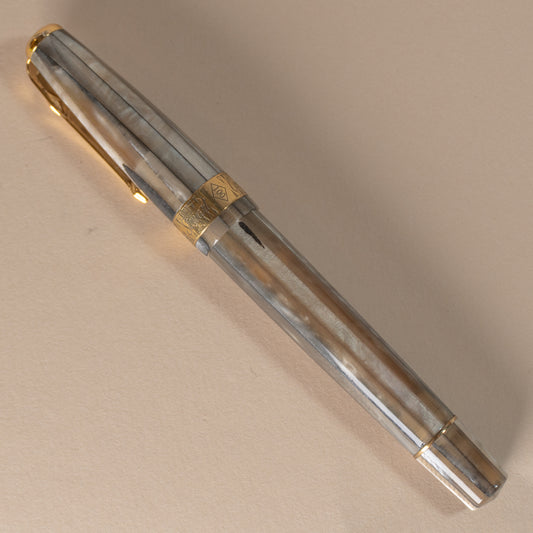 Pre-Owned Conway Stewart Spaghetti Model 100 Fountain Pen - Grey Pearl