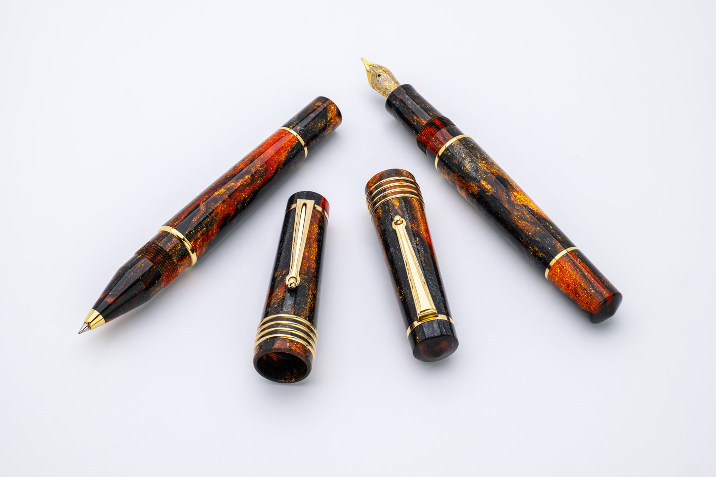 Delta DV Original Mid-Size Fountain Pen - Glow Up ORO
