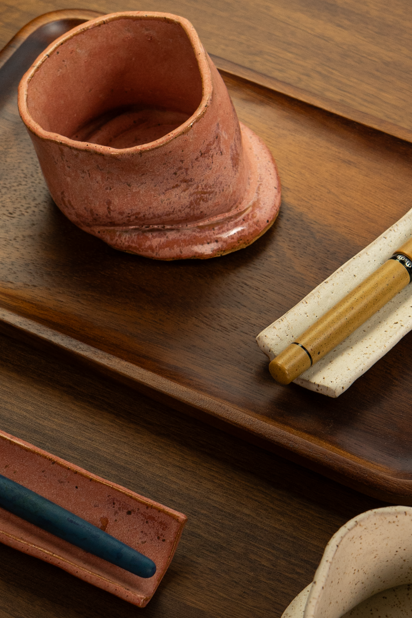 Dromgoole's x mhexart The Tool Bench - Dusty Coral