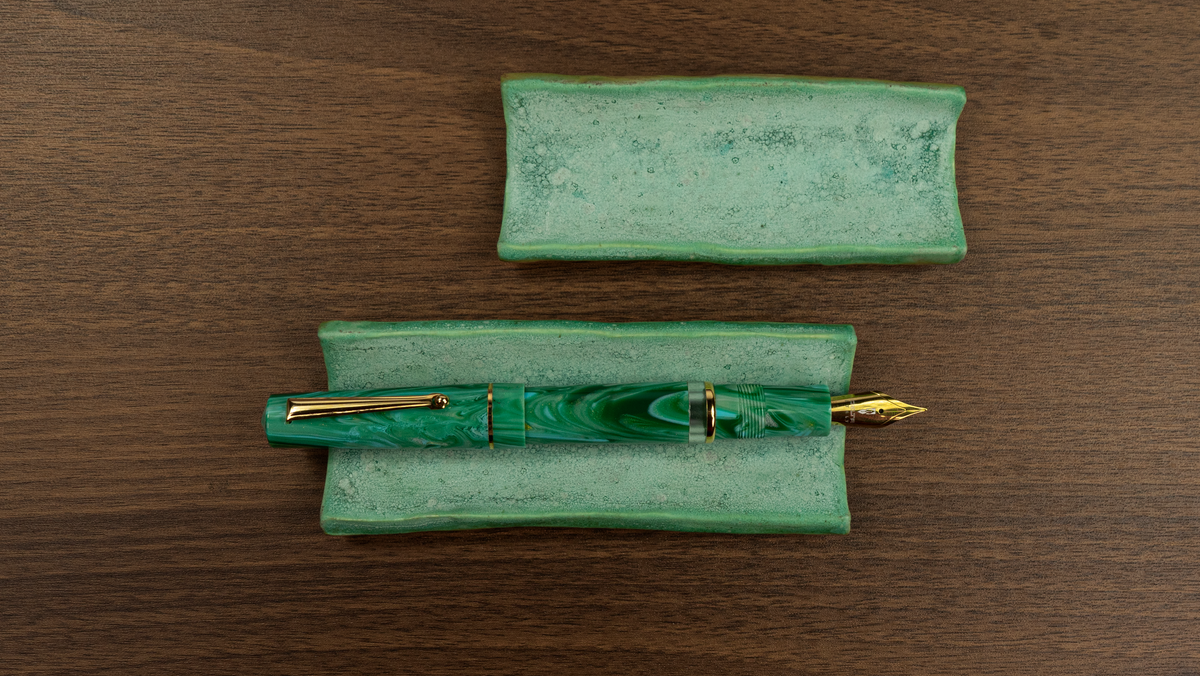 Dromgoole's x mhexart The Tool Bench - Jade