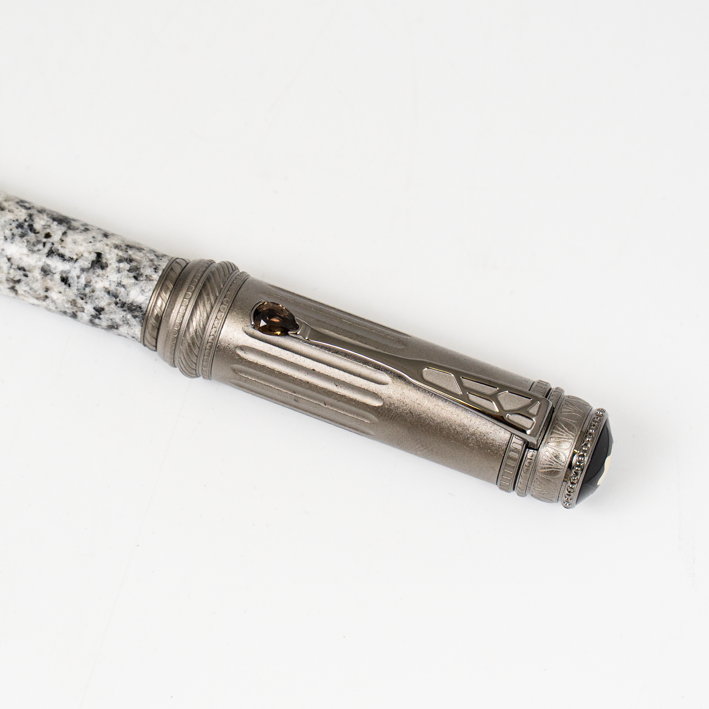 Pre-Owned Montblanc Patron of Art Homage to S. Borghese Fountain Pen M (2289/4810)