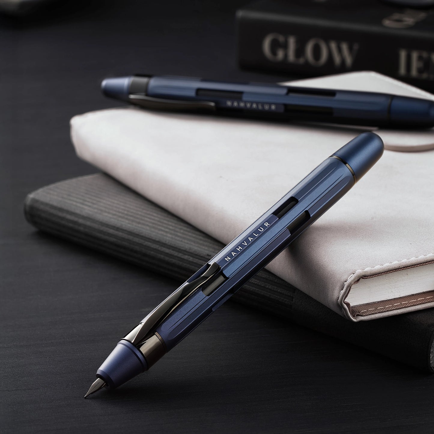 Nahvalur Eclipse Retractable Fountain Pen - Cobalt Black